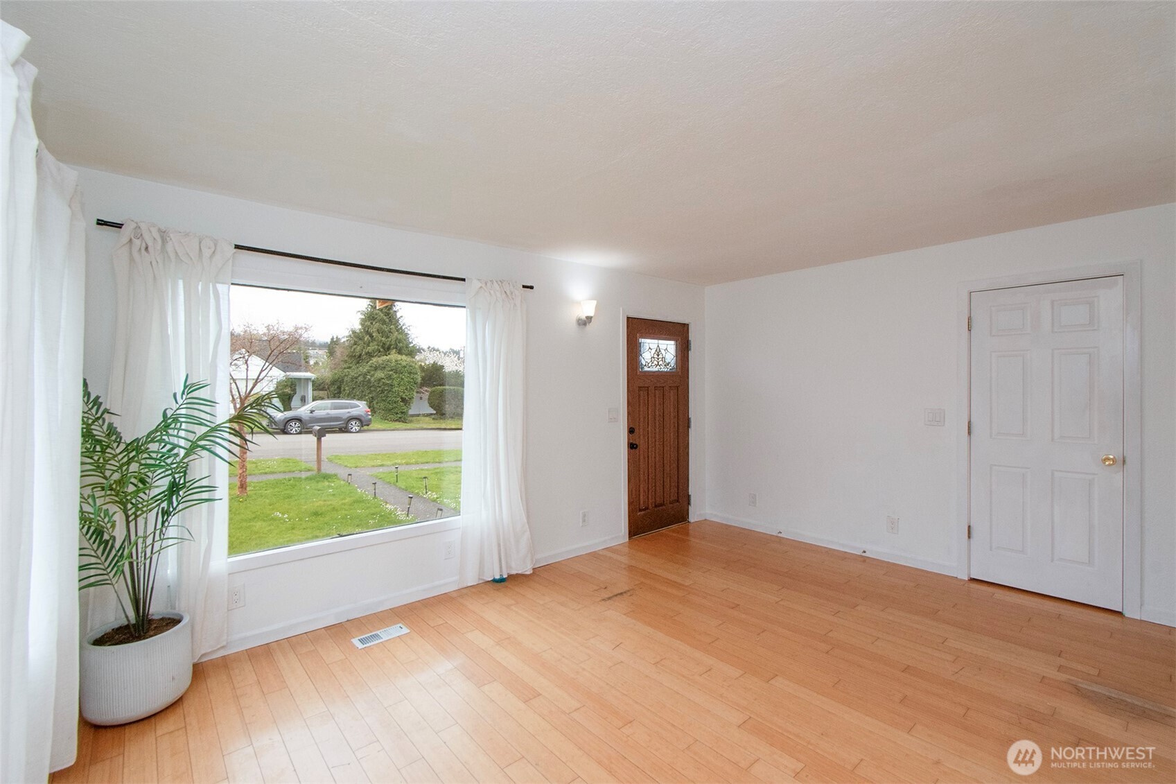 1117 E 4th Street , Port Angeles, WA 98362