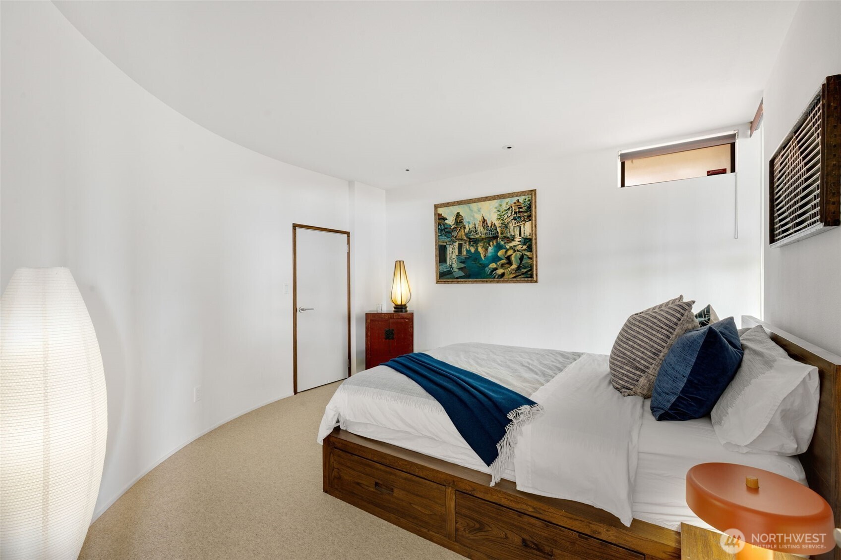 420 34th Avenue , Seattle, WA 98122