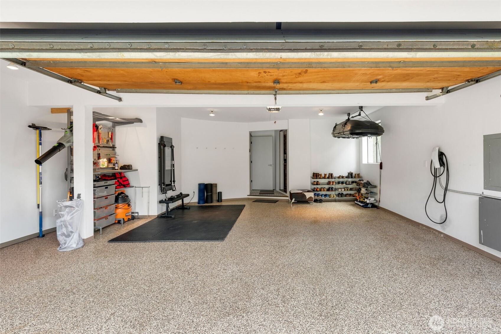 420 34th Avenue , Seattle, WA 98122