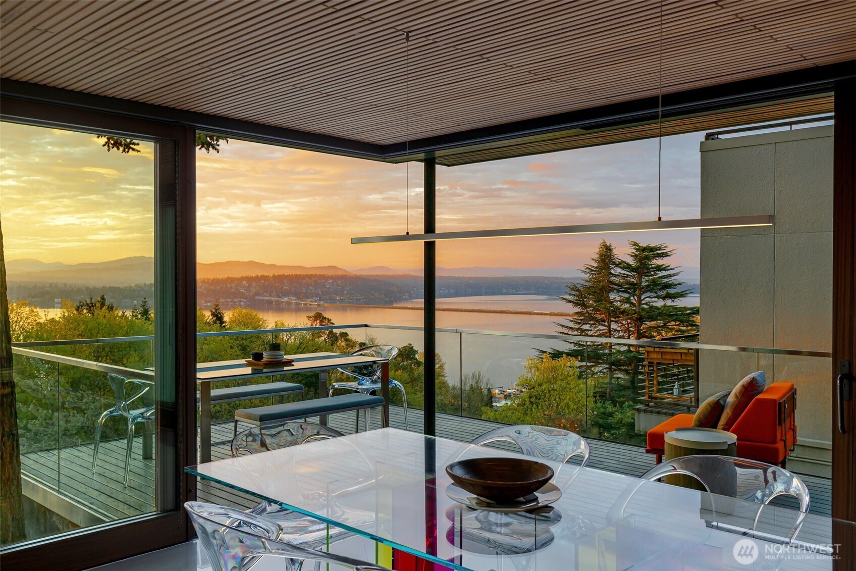420 34th Avenue , Seattle, WA 98122