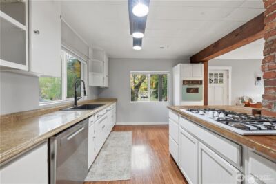 1336 Sidney Avenue , Port Orchard, WA 98366 - Photo 4