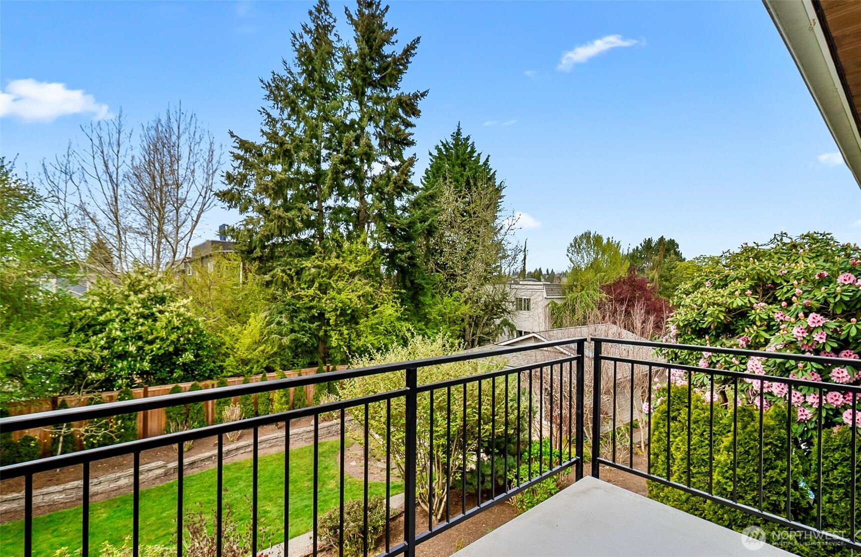 629 Kirkland Way #B11, Kirkland, WA 98033