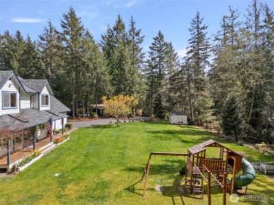 5623 NW Millglade Lane , Bremerton, WA 98312
