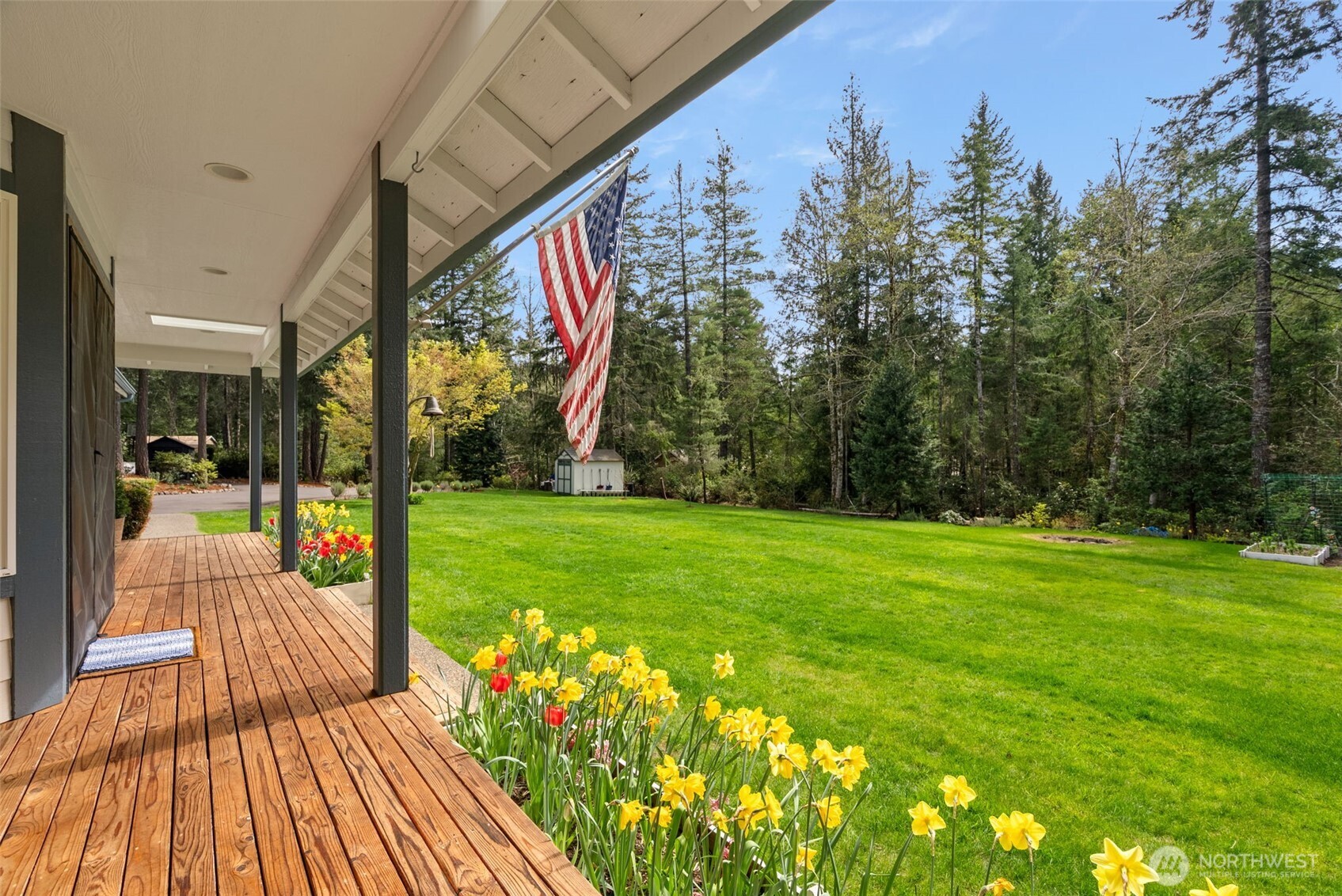 5623 NW Millglade Lane , Bremerton, WA 98312