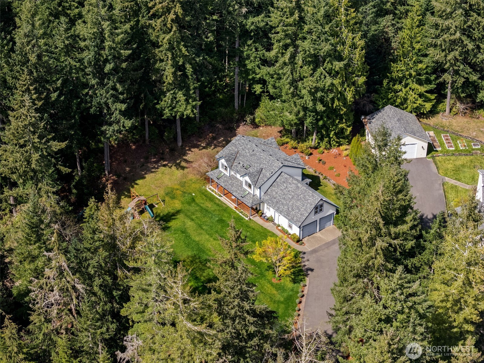 5623 NW Millglade Lane , Bremerton, WA 98312