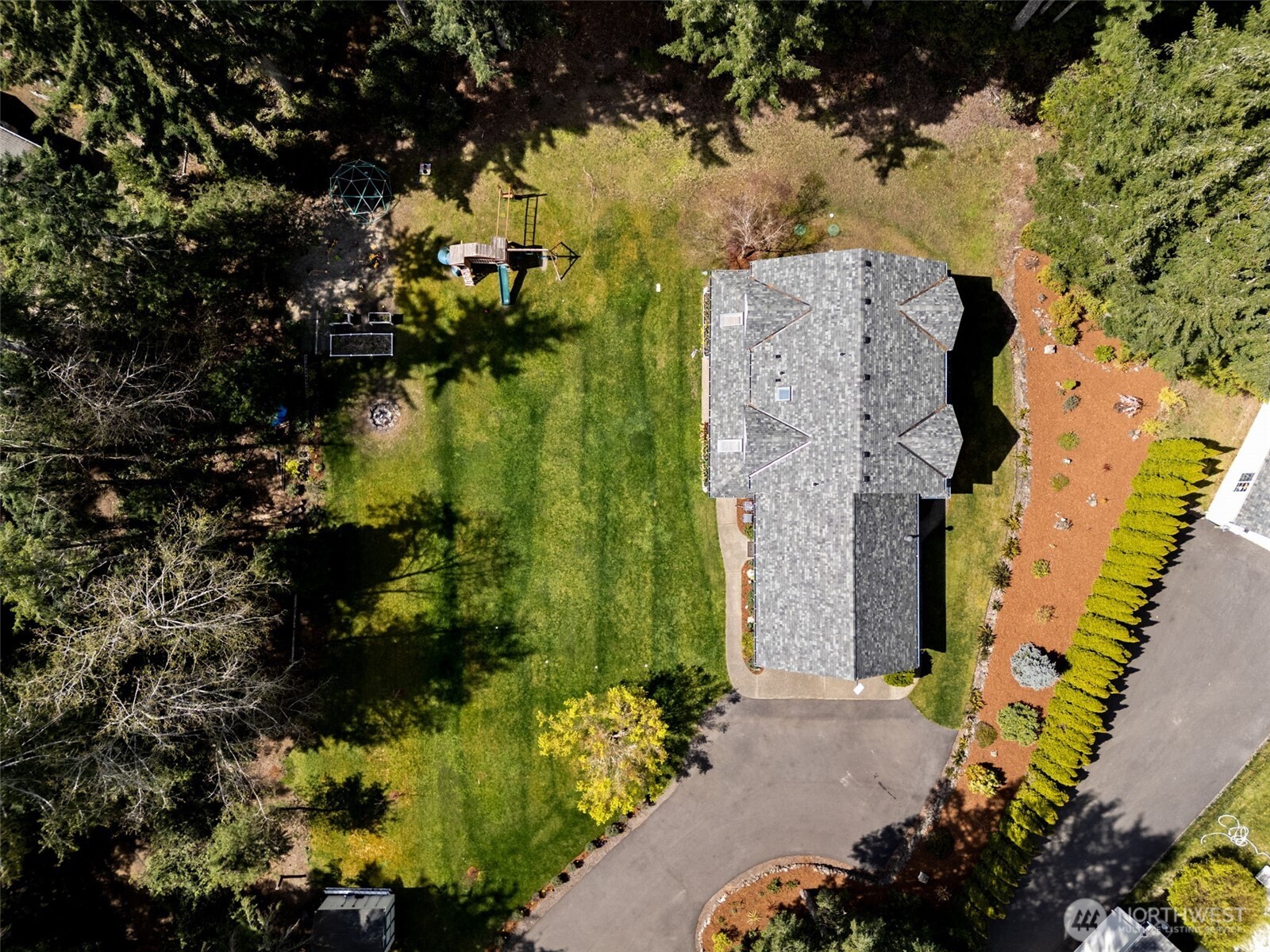 5623 NW Millglade Lane , Bremerton, WA 98312