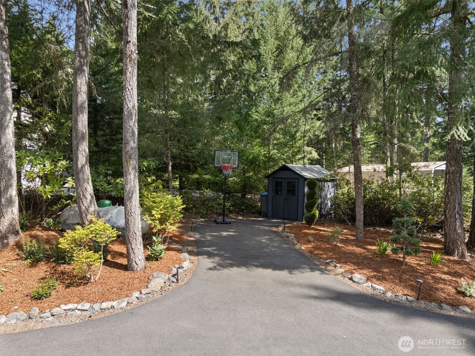 5623 NW Millglade Lane , Bremerton, WA 98312