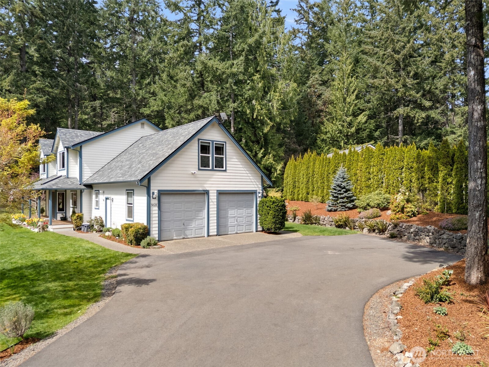 5623 NW Millglade Lane , Bremerton, WA 98312