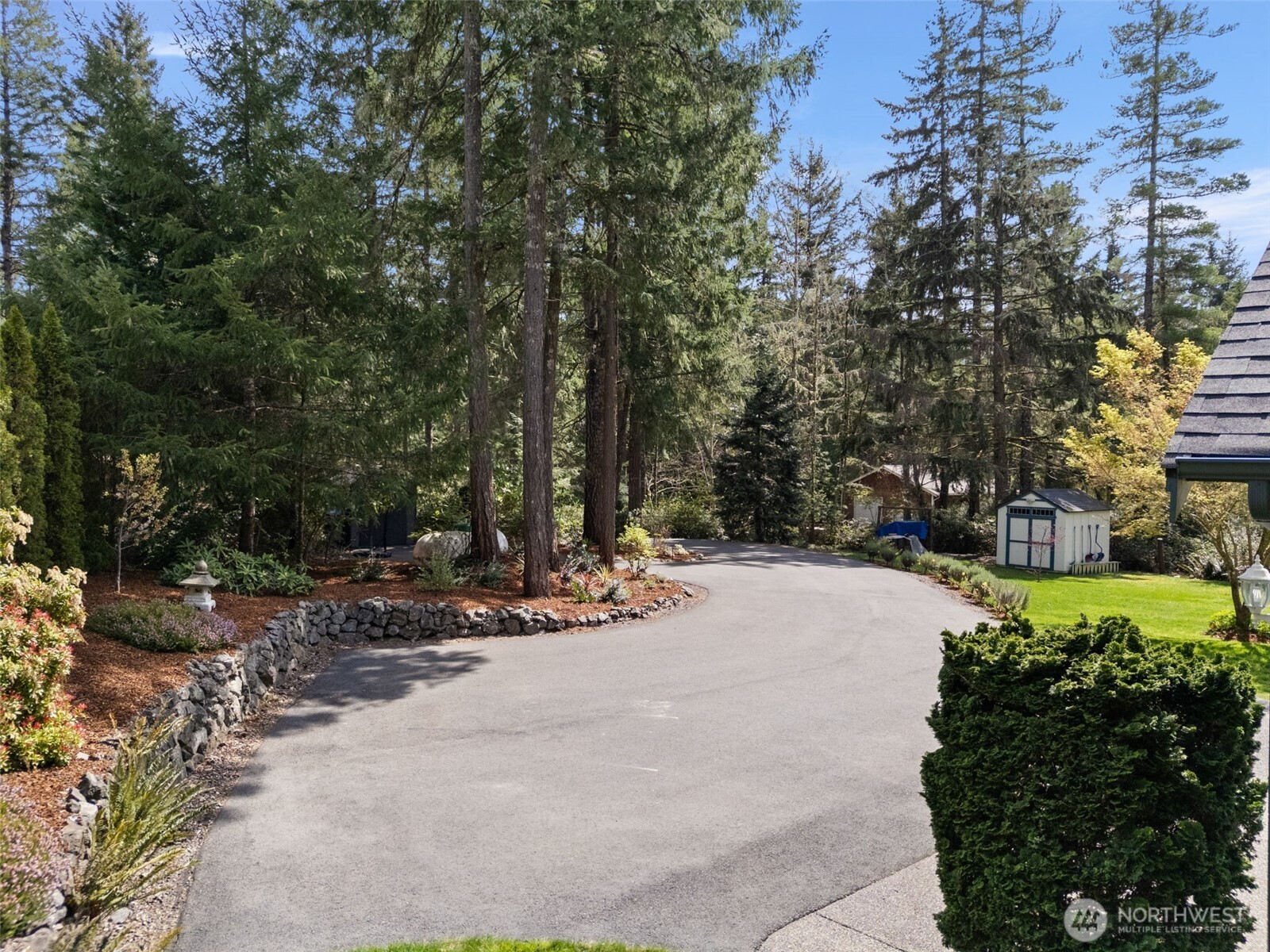 5623 NW Millglade Lane , Bremerton, WA 98312