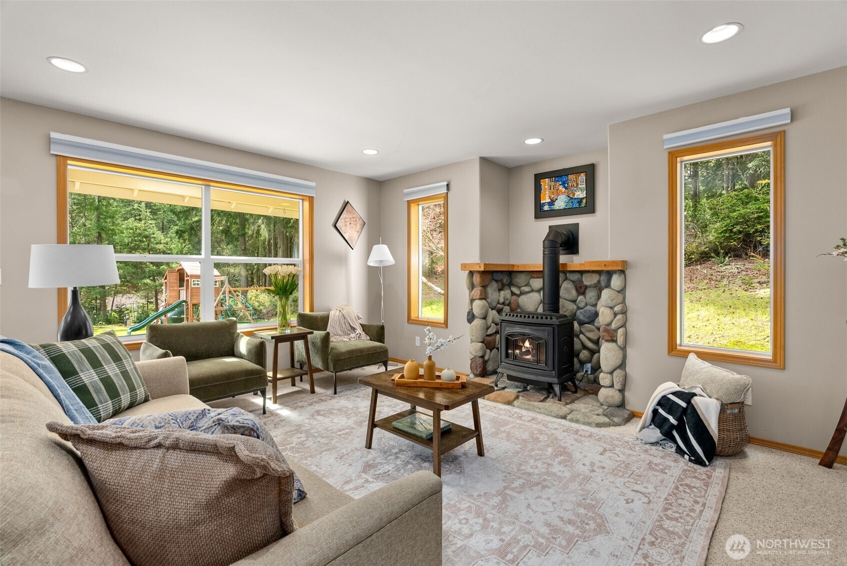 5623 NW Millglade Lane , Bremerton, WA 98312