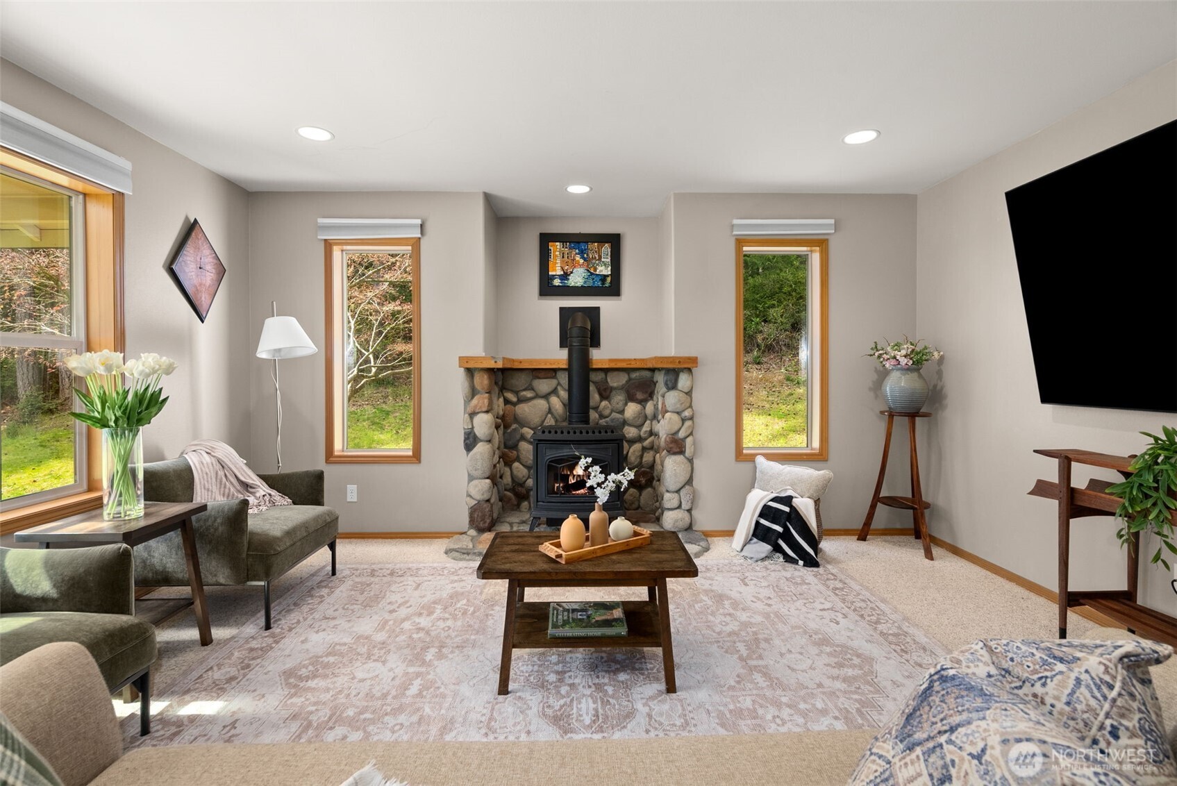 5623 NW Millglade Lane , Bremerton, WA 98312