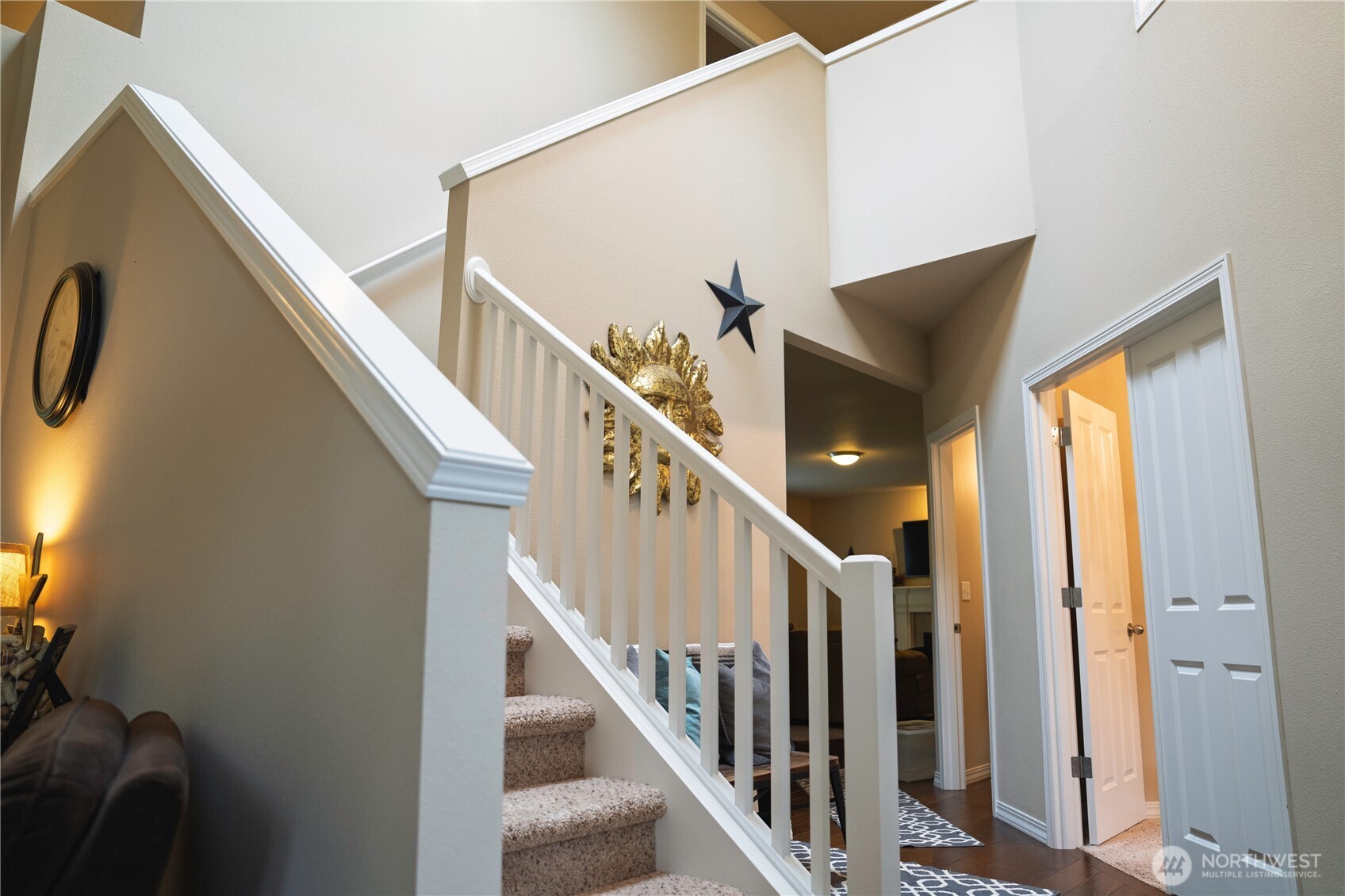 27661 Mcintosh Loop NE, Kingston, WA 98346
