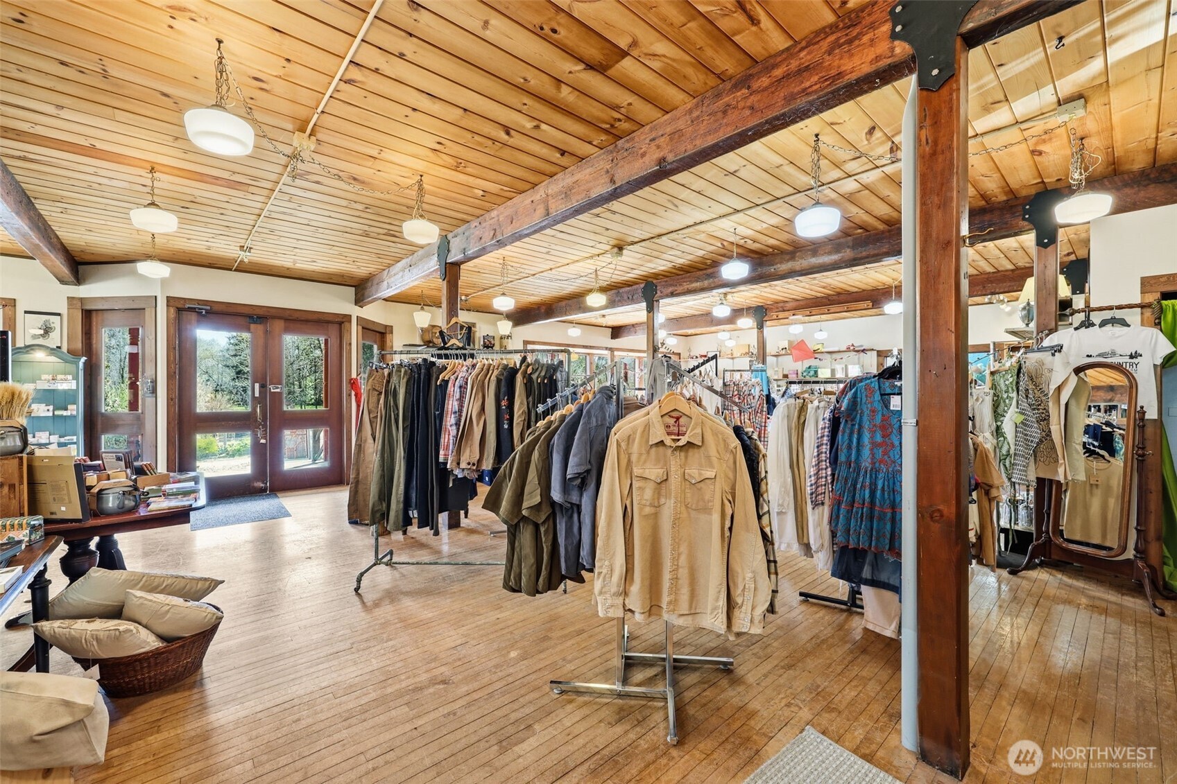 20211 Vashon Highway SW, Vashon, WA 98070