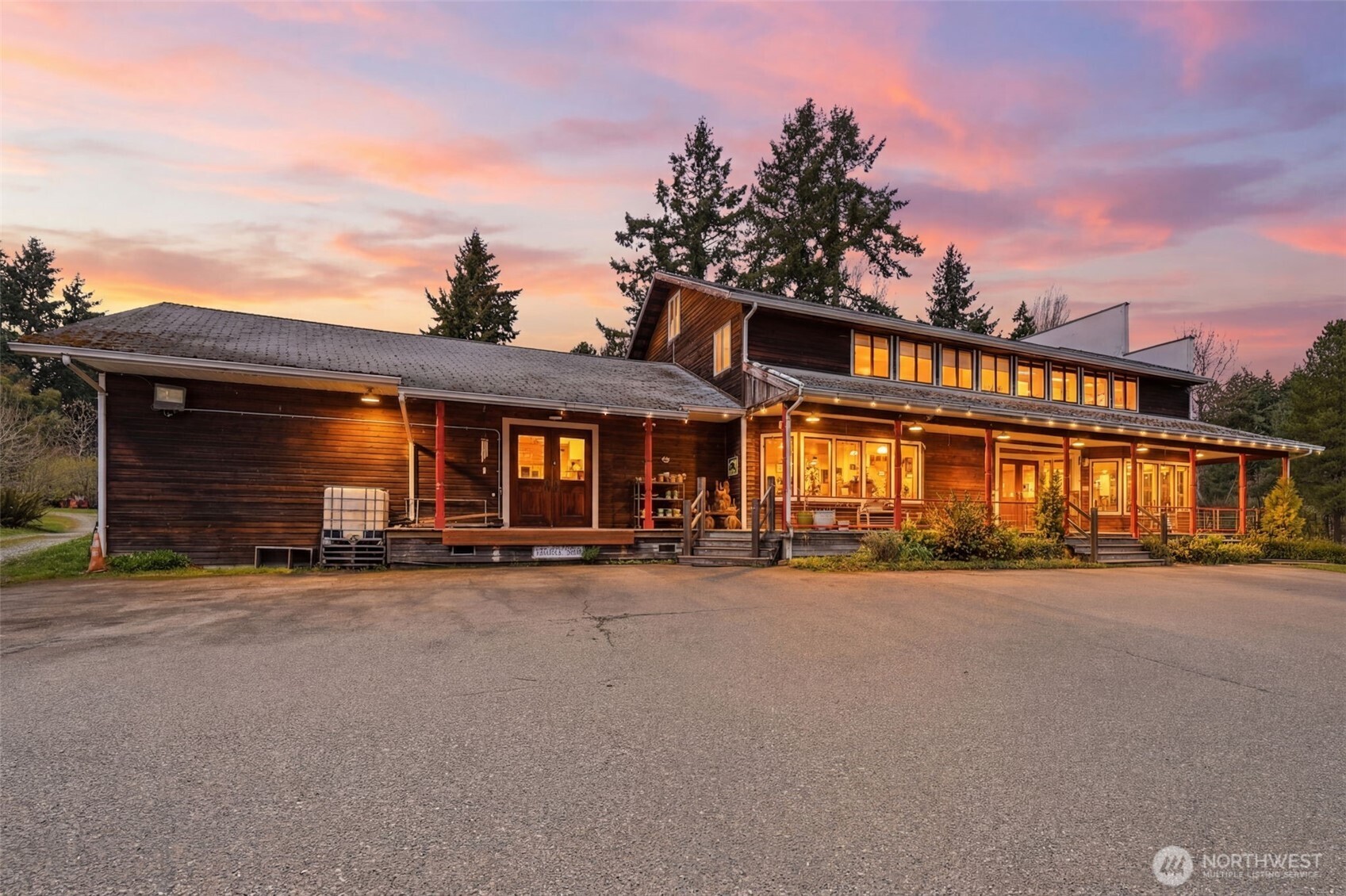 20211 Vashon Highway SW, Vashon, WA 98070