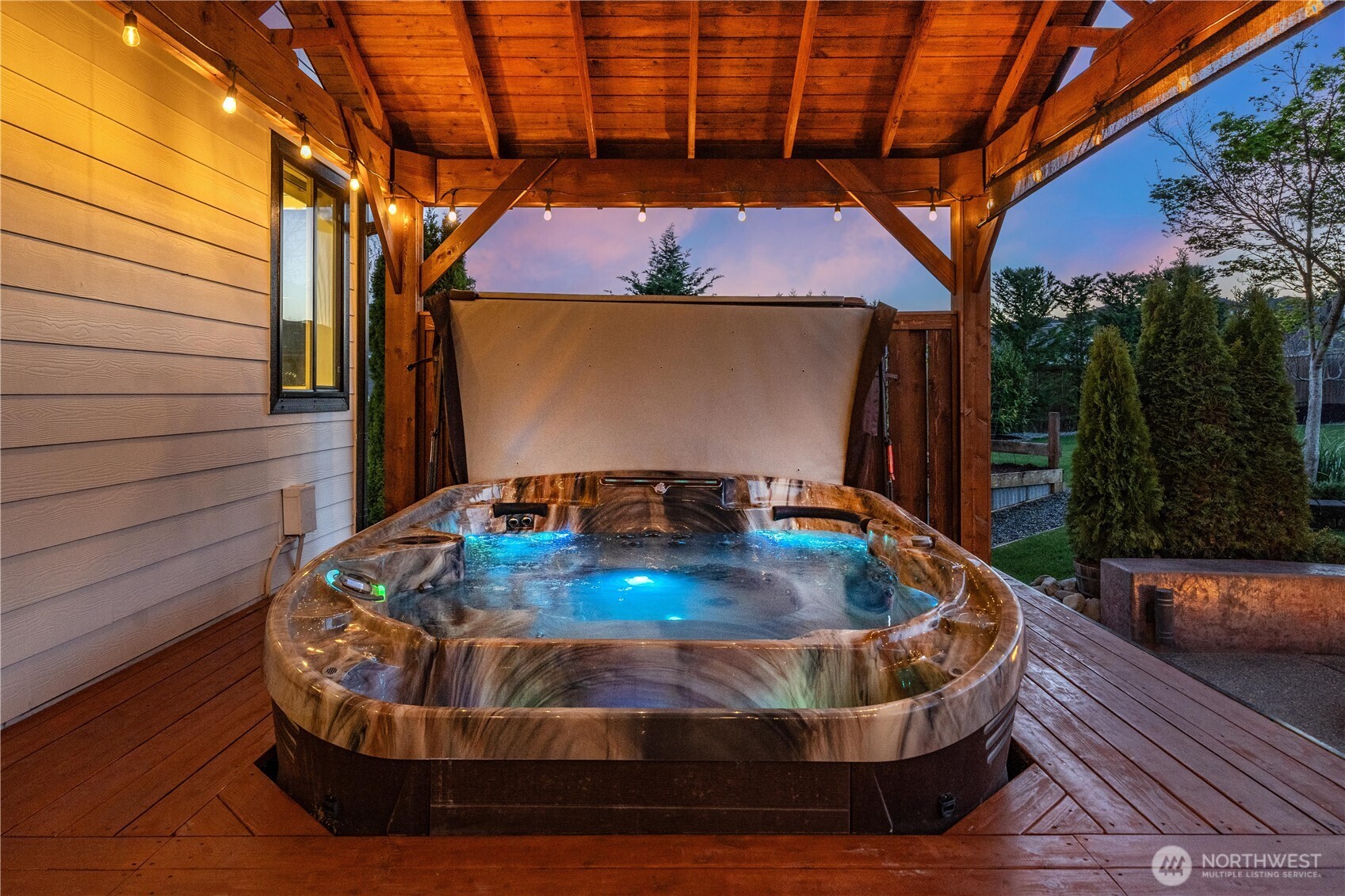 11002 Shawnee Road E, Puyallup, WA 98374-2405