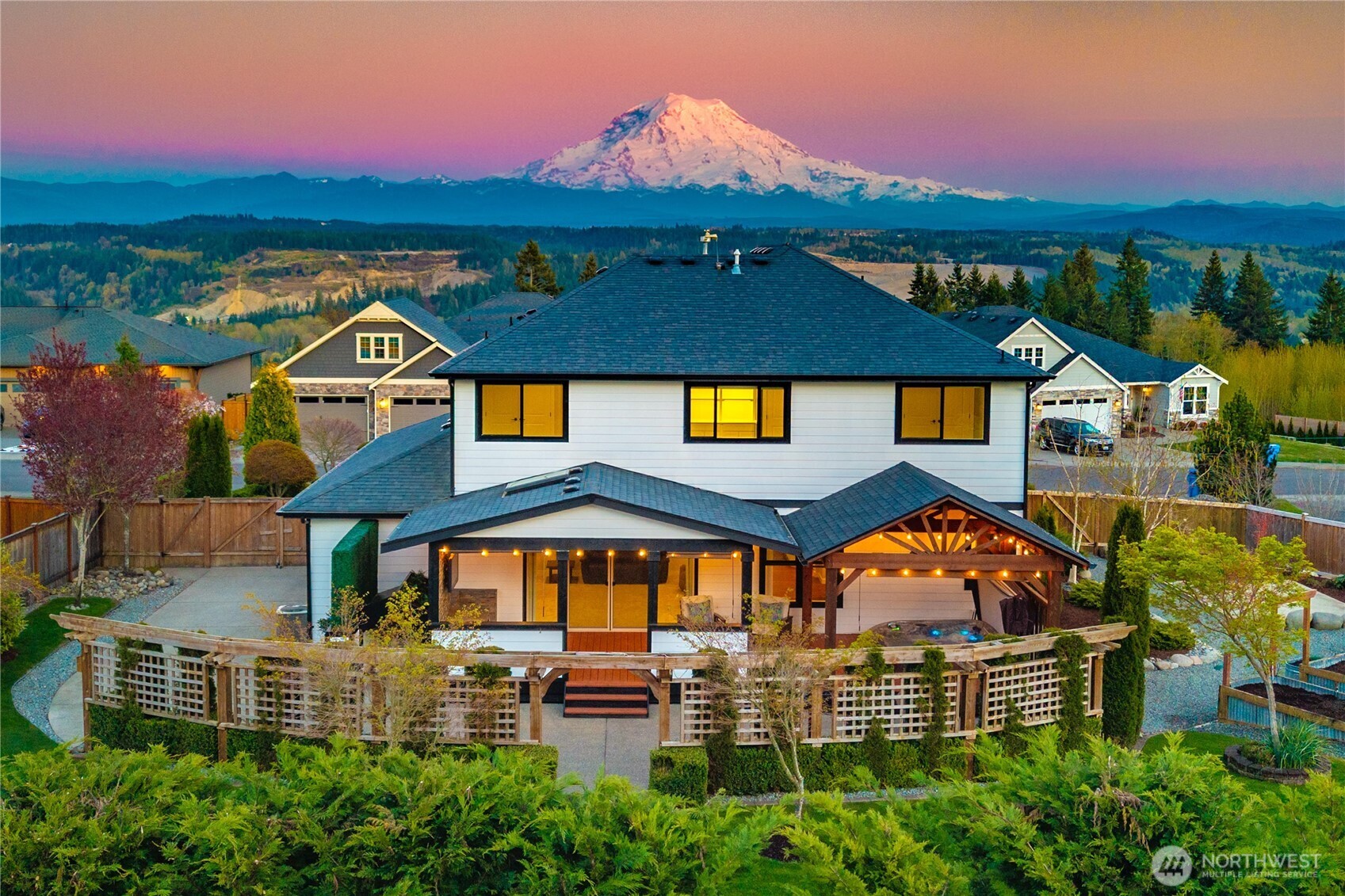 11002 Shawnee Road E, Puyallup, WA 98374-2405