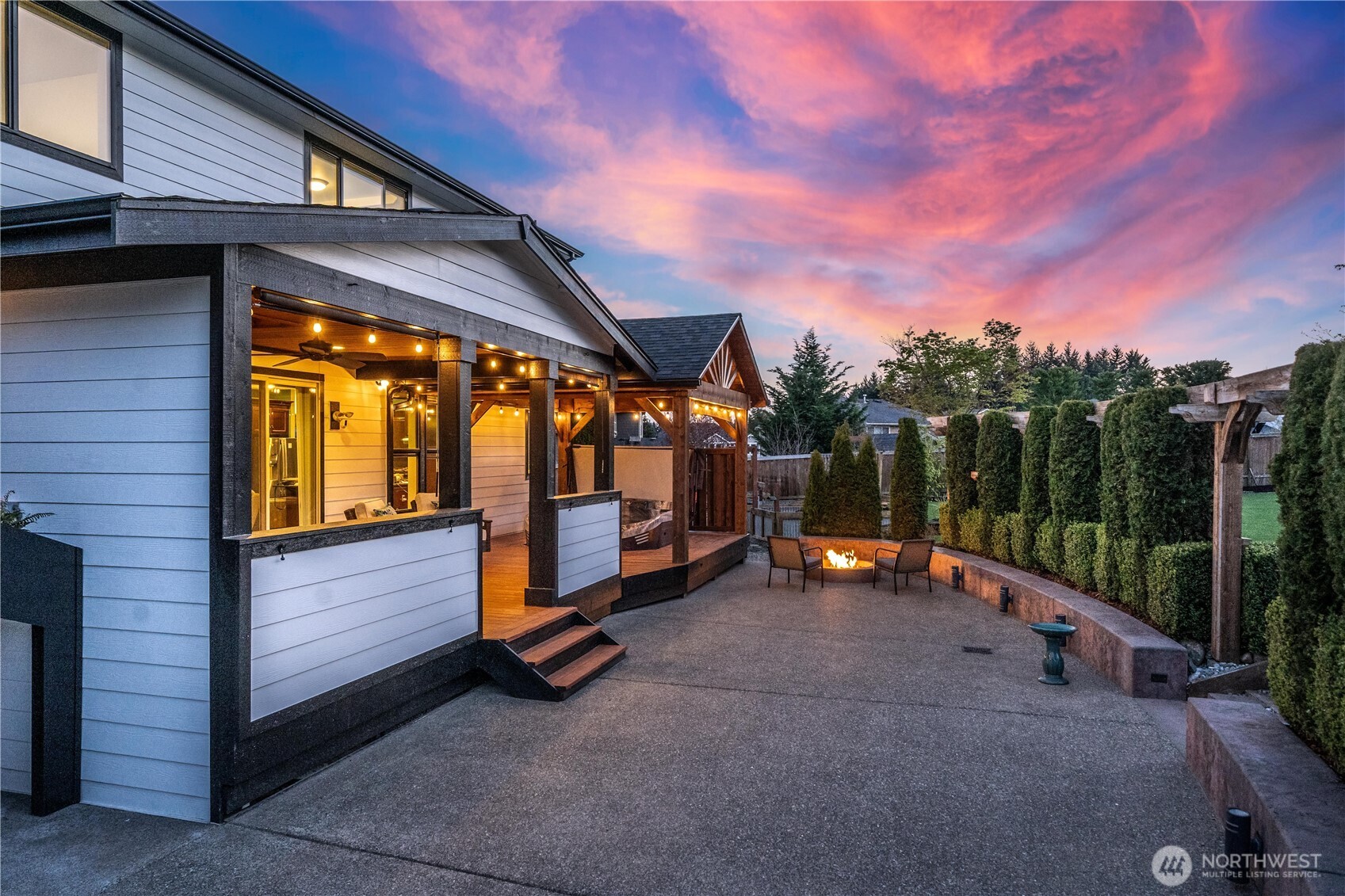 11002 Shawnee Road E, Puyallup, WA 98374-2405