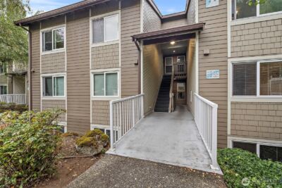 200 Mt Park Boulevard SW #A103, Issaquah, WA 98027 - Photo 1