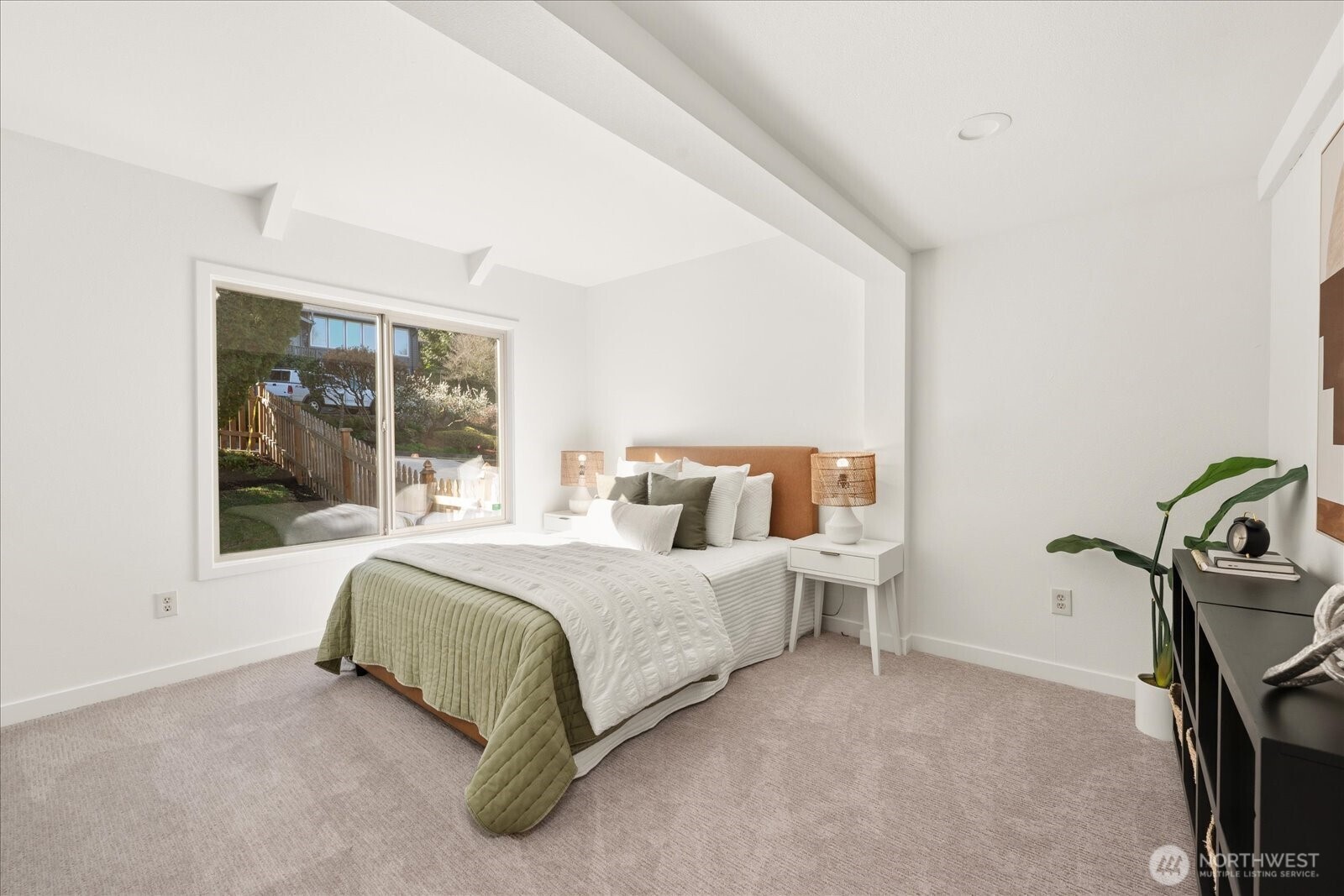 16018 36th Avenue NE, Lake Forest Park, WA 98155