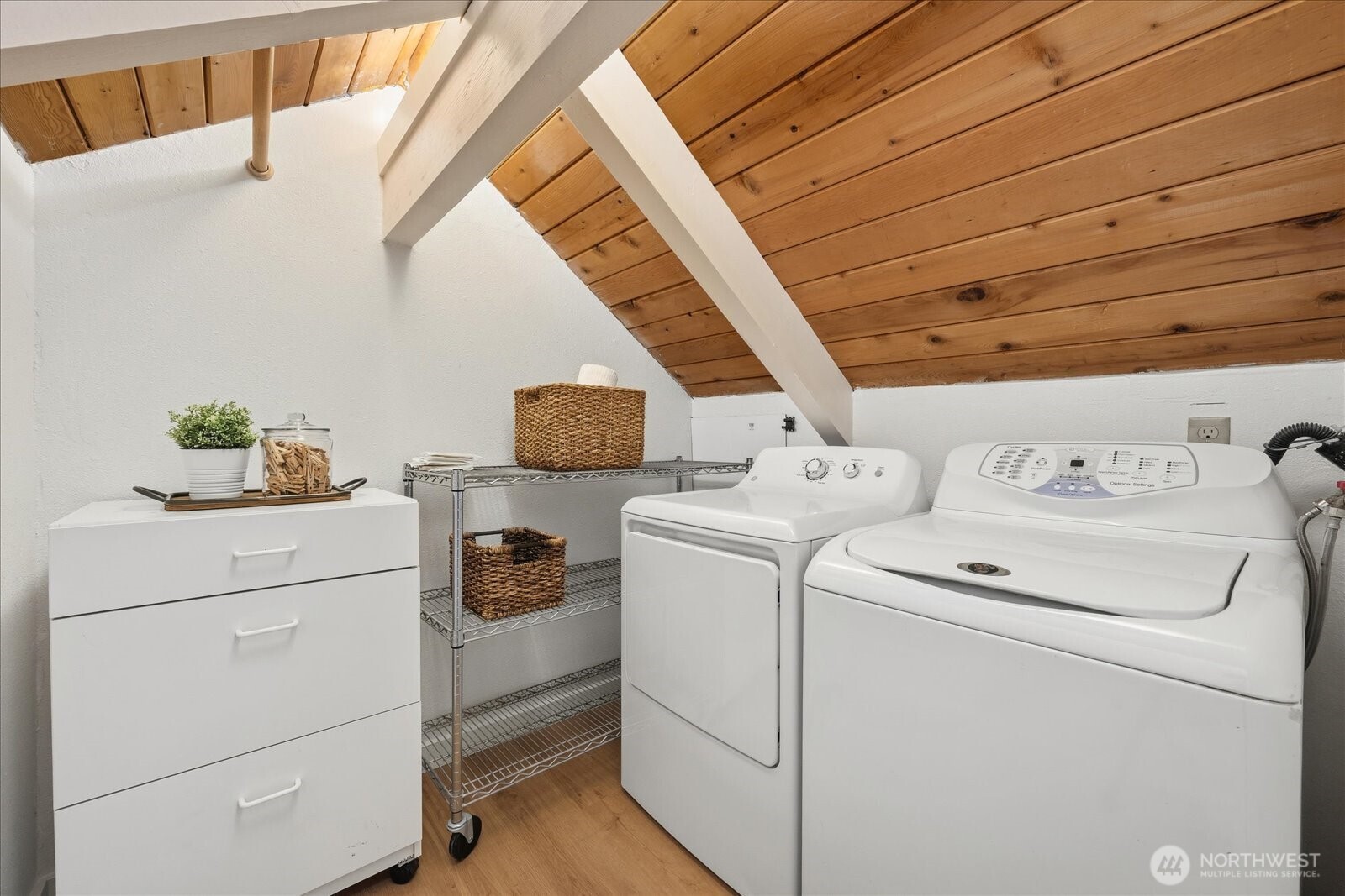 16018 36th Avenue NE, Lake Forest Park, WA 98155