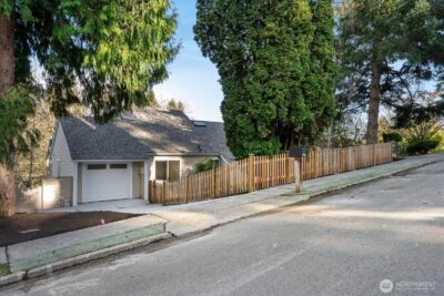 16018 36th Avenue NE, Lake Forest Park, WA 98155 - Photo 3