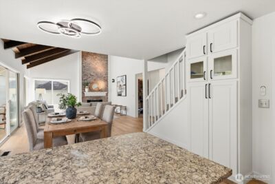 16018 36th Avenue NE, Lake Forest Park, WA 98155 - Photo 9