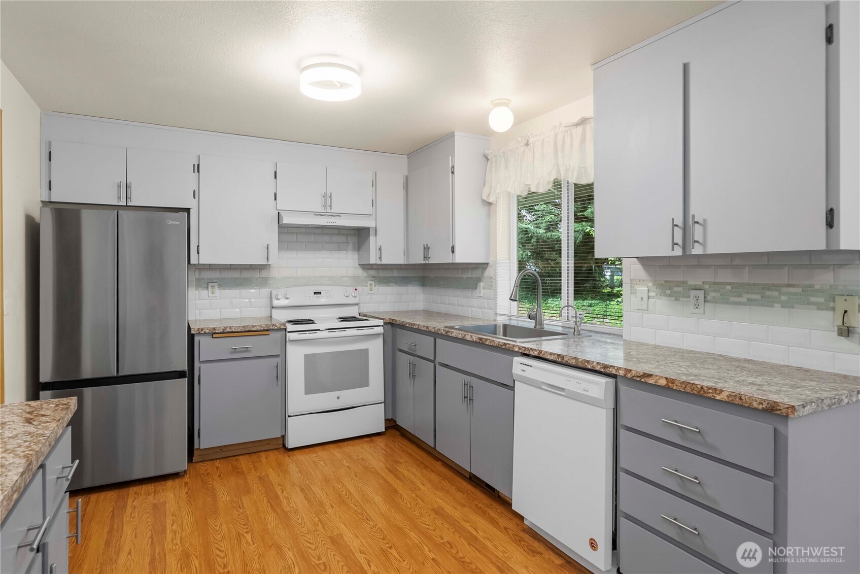 11102 80th Avenue E, Puyallup, WA 98373