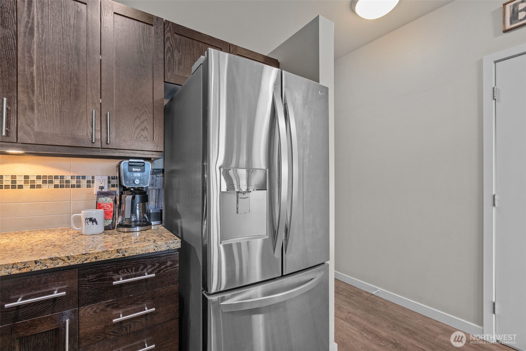 15100 6th Avenue SW #305, Burien, WA 98166-1928