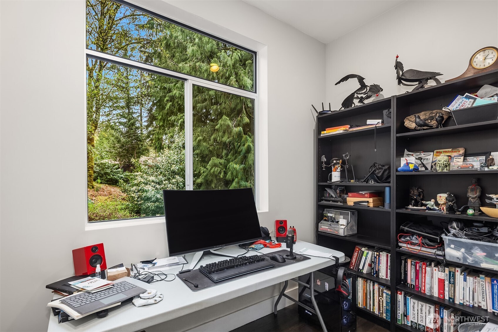 1534 Hillside Drive SE, Issaquah, WA 98027
