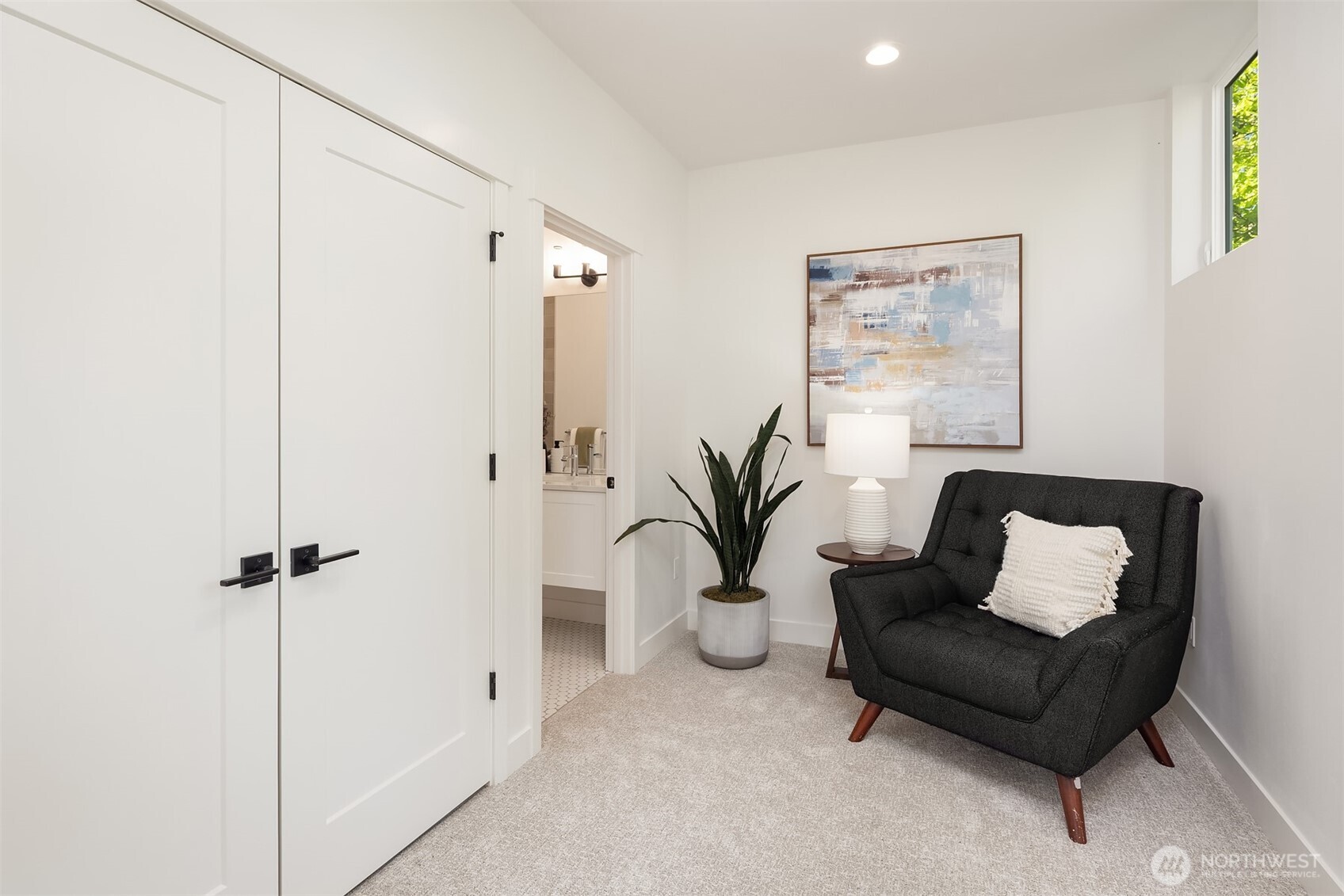 1713 17th Avenue , Seattle, WA 98122