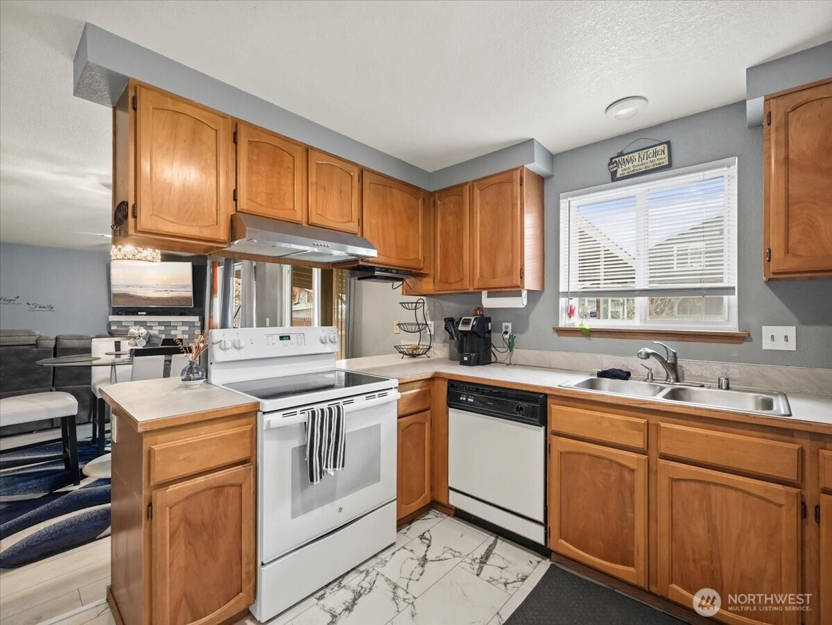 8702 S Asotin Street , Tacoma, WA 98444