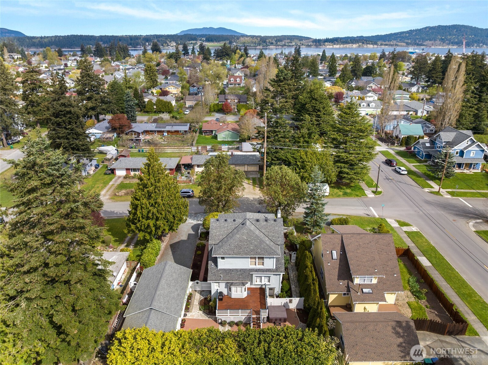 1507 15th Street , Anacortes, WA 98221