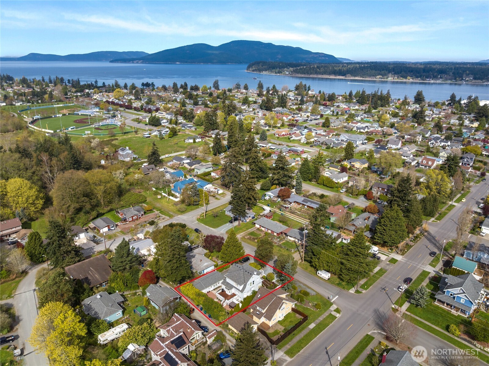 1507 15th Street , Anacortes, WA 98221