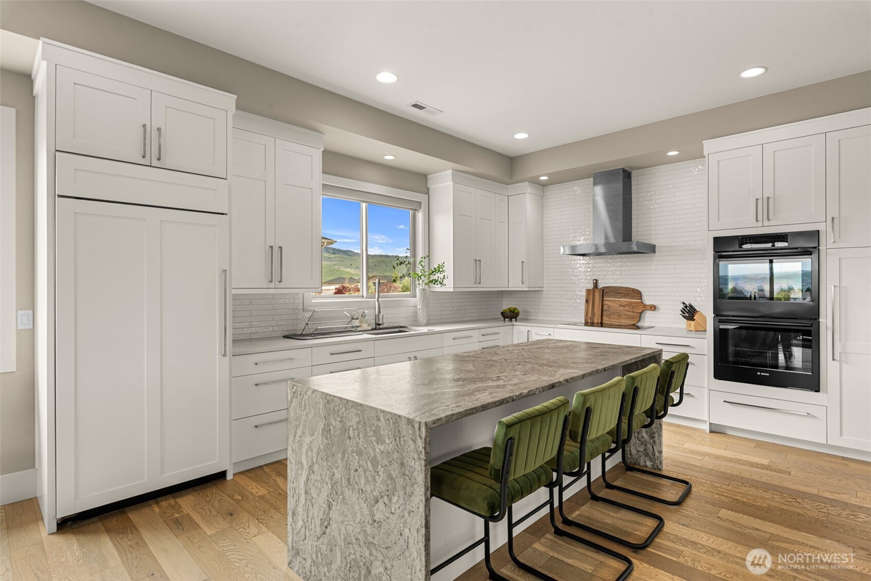 854 Autumn Crest Drive , Wenatchee, WA 98801