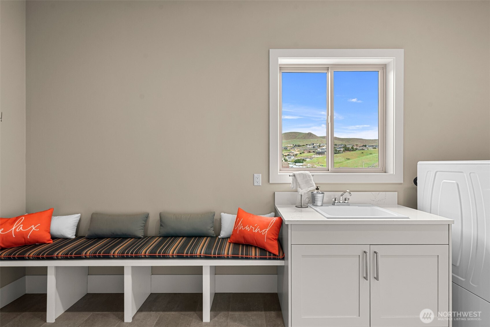 854 Autumn Crest Drive , Wenatchee, WA 98801