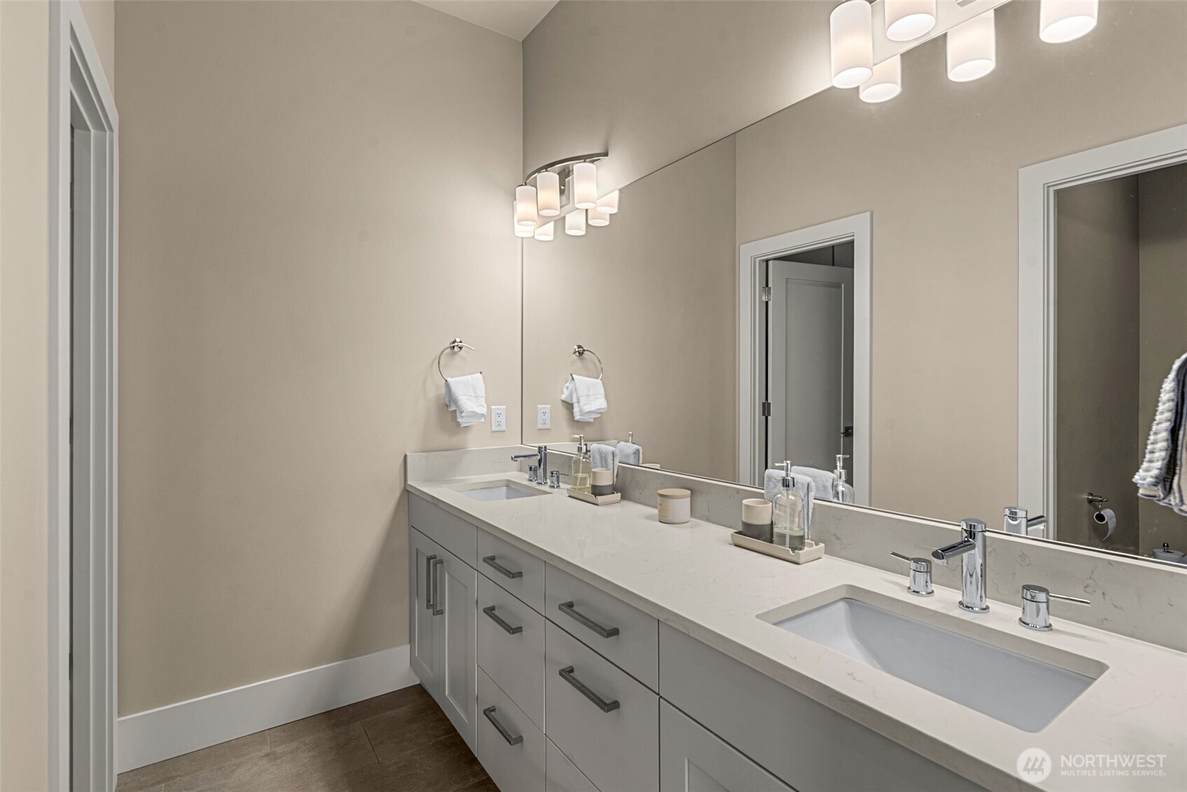 854 Autumn Crest Drive , Wenatchee, WA 98801