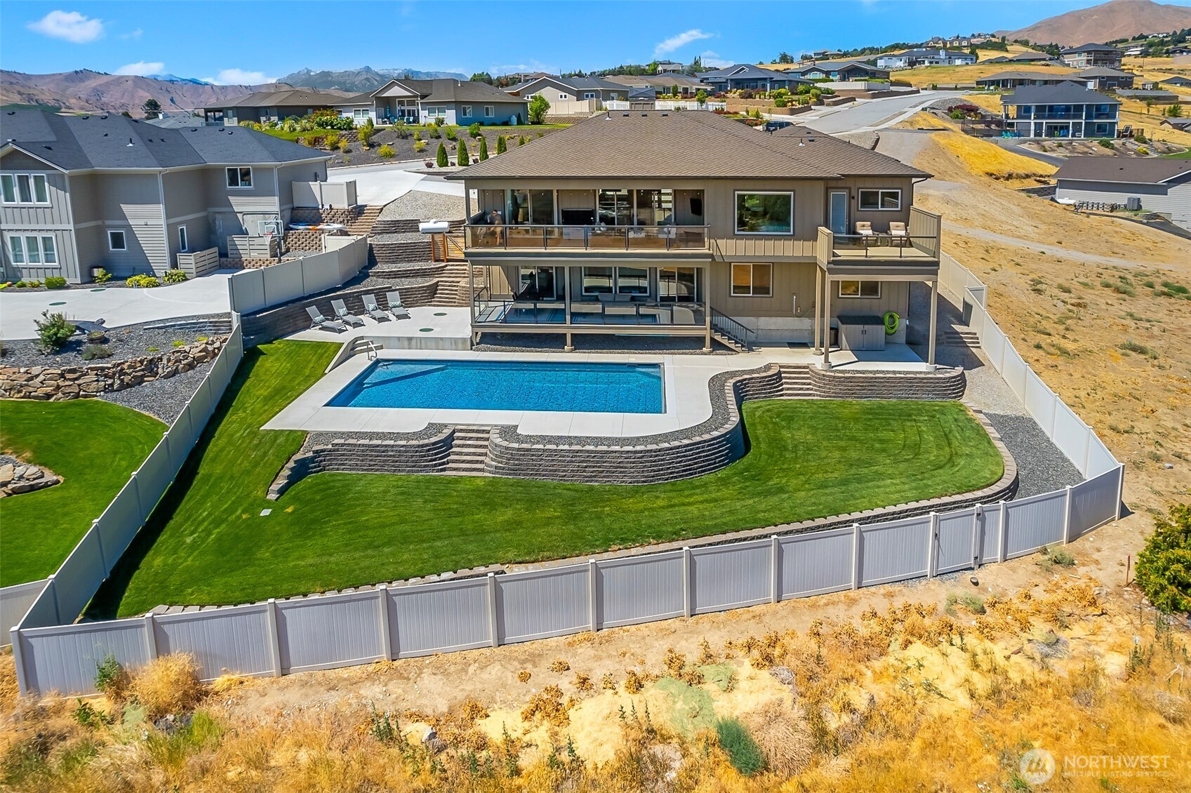 854 Autumn Crest Drive , Wenatchee, WA 98801