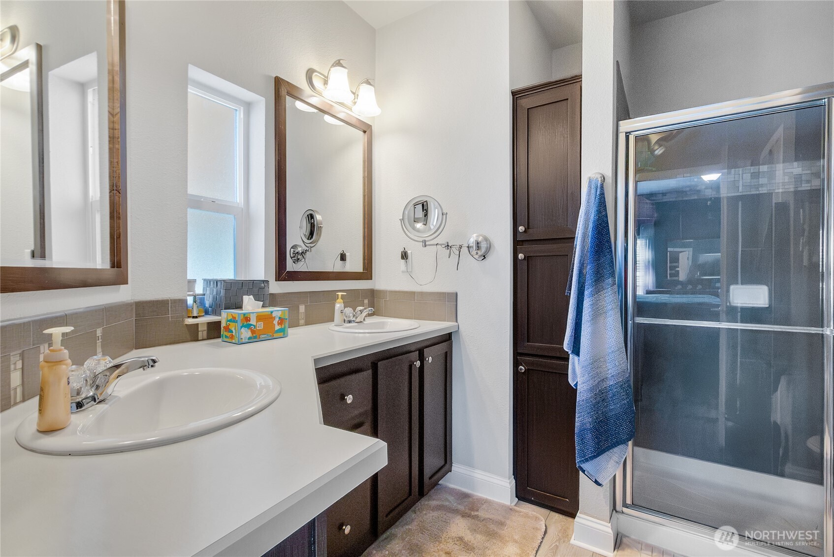 936 Mountain Villa Drive , Enumclaw, WA 98022