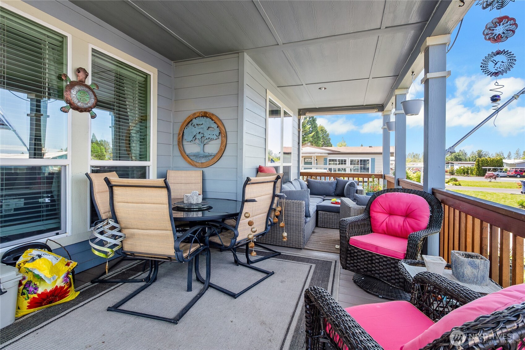 936 Mountain Villa Drive , Enumclaw, WA 98022