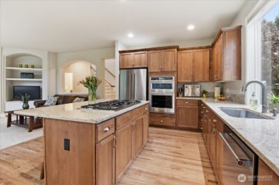 26050 SE 23rd Place , Sammamish, WA 98075 - Photo 16