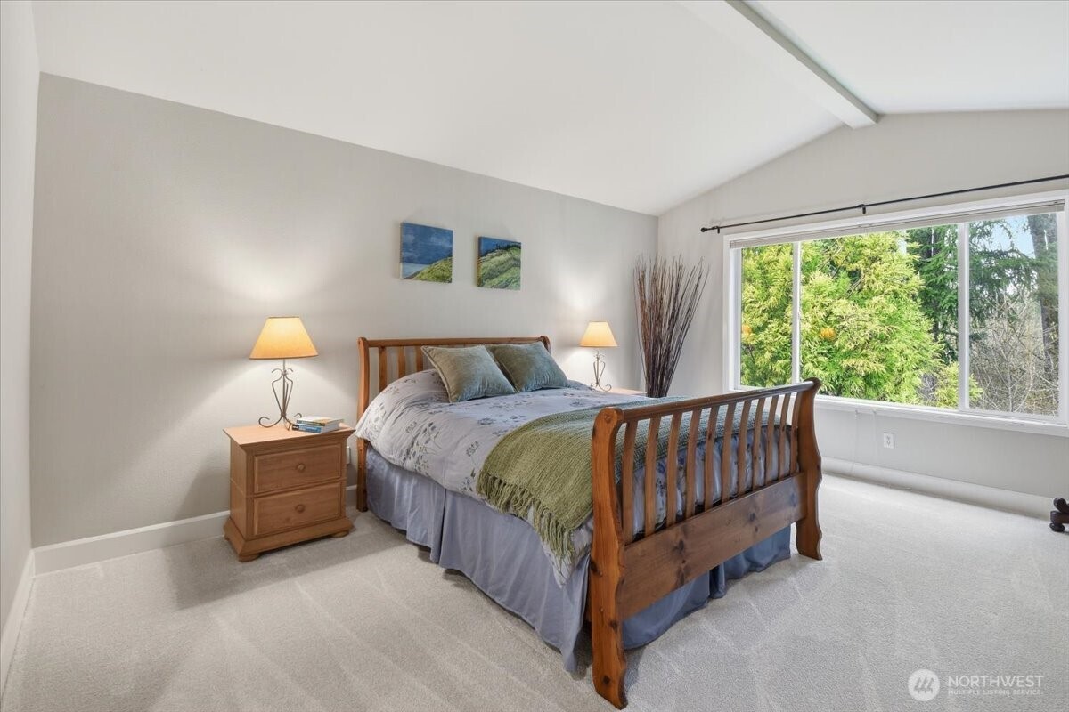 26050 SE 23rd Place , Sammamish, WA 98075
