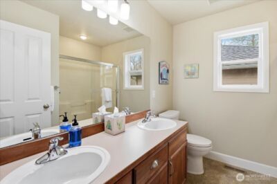 26050 SE 23rd Place , Sammamish, WA 98075 - Photo 27