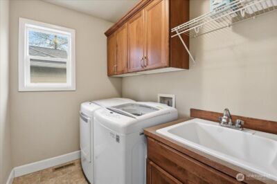 26050 SE 23rd Place , Sammamish, WA 98075 - Photo 28