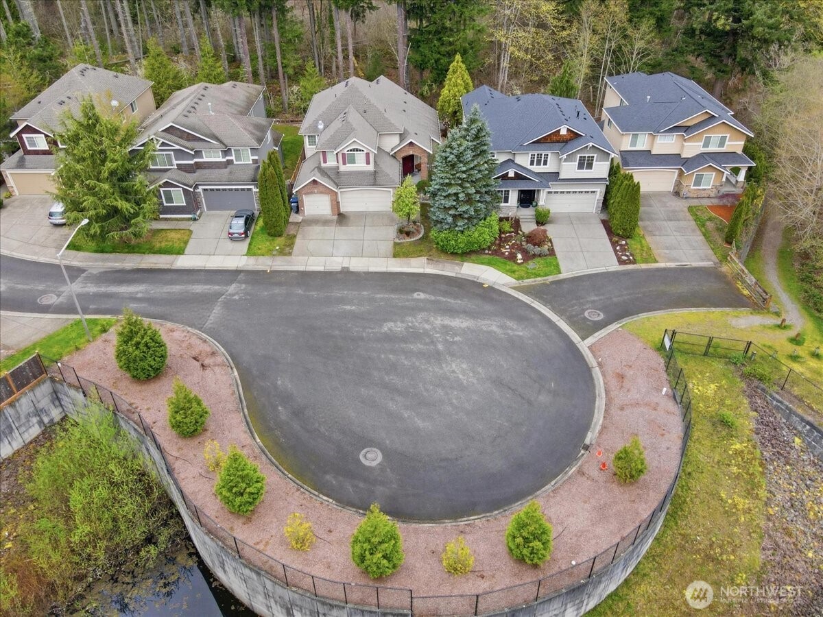 26050 SE 23rd Place , Sammamish, WA 98075