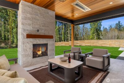 9473 Springwood Avenue NE, Bainbridge Island, WA 98110 - Photo 14