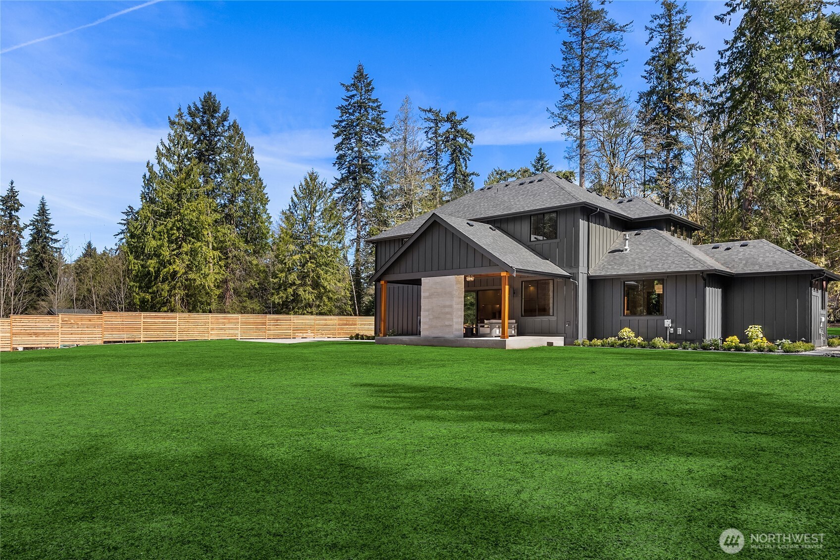 9473 Springwood Avenue NE, Bainbridge Island, WA 98110