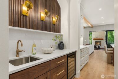 9473 Springwood Avenue NE, Bainbridge Island, WA 98110 - Photo 9