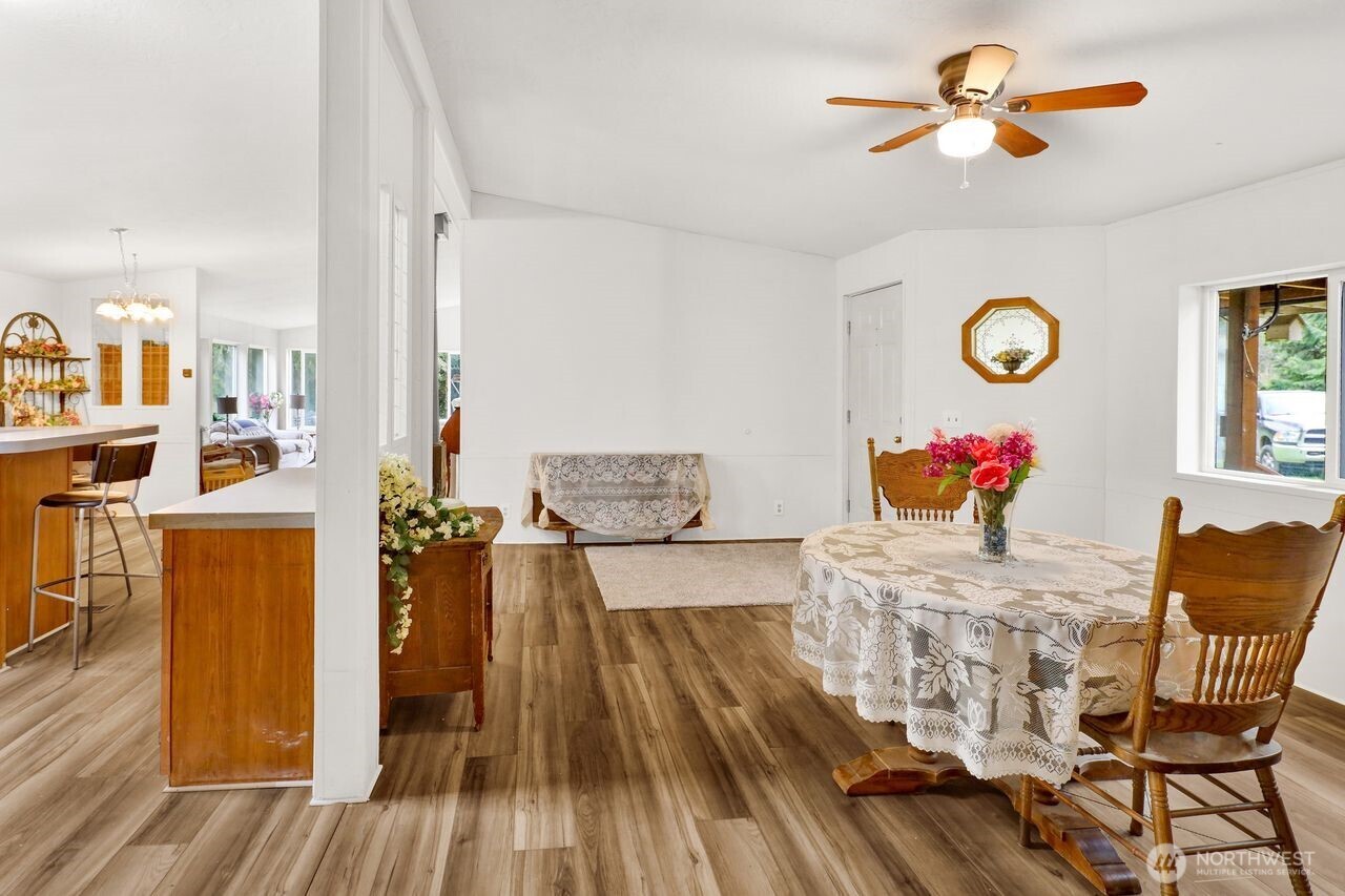 1120 Shaw Road , Bellingham, WA 98229