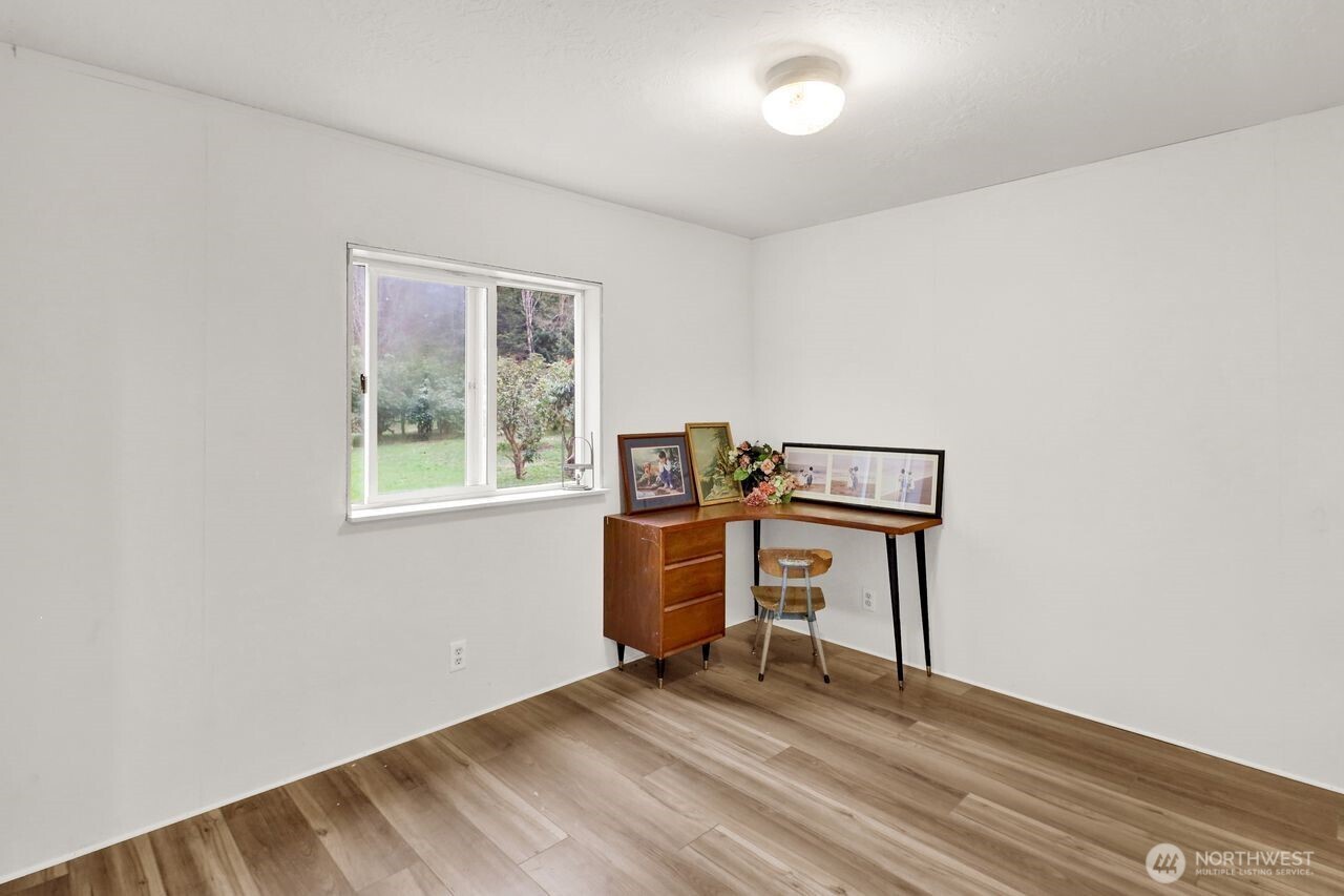 1120 Shaw Road , Bellingham, WA 98229