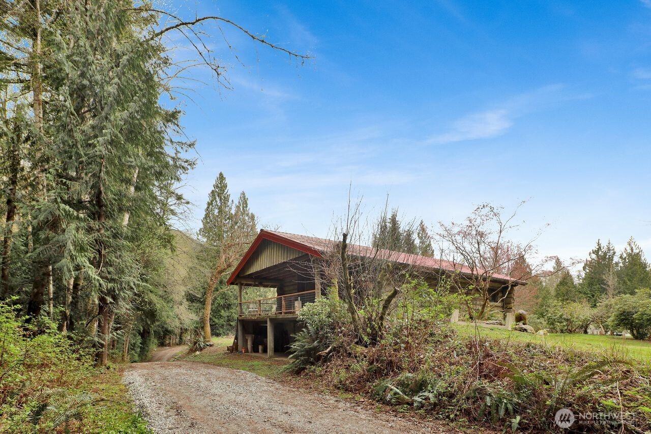 1120 Shaw Road , Bellingham, WA 98229